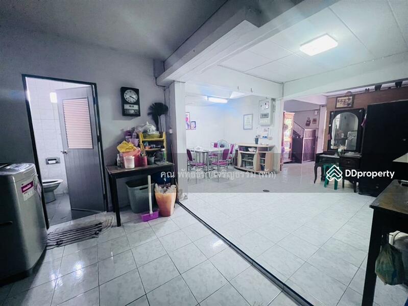 ขาย - บ้านเเฝด 2 ชั้น 44.3 ตร.ว. บ้านแฝด ซอยเคหะร่มเกล้า31, กรุงเทพ