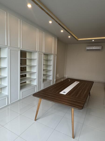 ขายสำนักงานและโรงงาน พื้นที่สีม่วง ตกแต่งพร้อมไลน์การผลิตอาหารเสริม/เครื่องสำอาง มีใบ รง.4, ปทุมธานี, ลำลูกกา คลอง 8, ลำลูกกา, ปทุมธานี, 1,000 ตร.ม., โกดัง-โรงงาน ขาย, โดย วันเพ็ญ ด้วงสาว, 11767887 - DDproperty.com