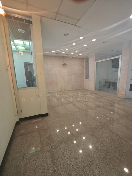 home office for sale Ekkamai 12, Bangkok, Khlong Tan Nua, Watthana, Bangkok, , 400 sqm, Office Space For Sale, by chotika onlinerealtor, 11768221 - DDproperty.com