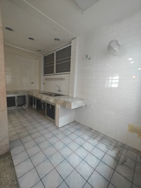 home office for sale Ekkamai 12, Bangkok, Khlong Tan Nua, Watthana, Bangkok, , 400 sqm, Office Space For Sale, by chotika onlinerealtor, 11768221 - DDproperty.com