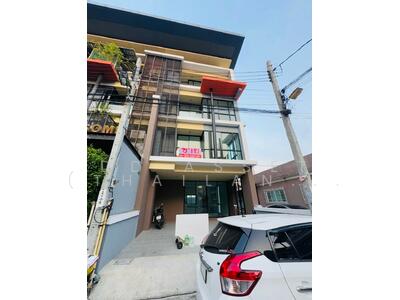 ขาย - ขายทาวน์โฮม 4ชั้น โครงการ แพลตตินั่ม เพลส รามคำแหง 178( Platinum Place Ramkhamhaeng 178), กรุงเทพ