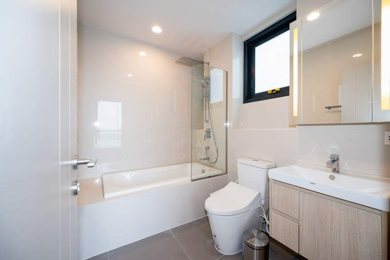 Oka Haus Sukhumvit 36, Bangkok, 3399 Rama 4 Road, Khong Tan, Khlong Toei, Bangkok, 2 Bedrooms, 50 sqm, Condo For Rent, by Techatat Chosoongnern, 11768614 - DDproperty.com
