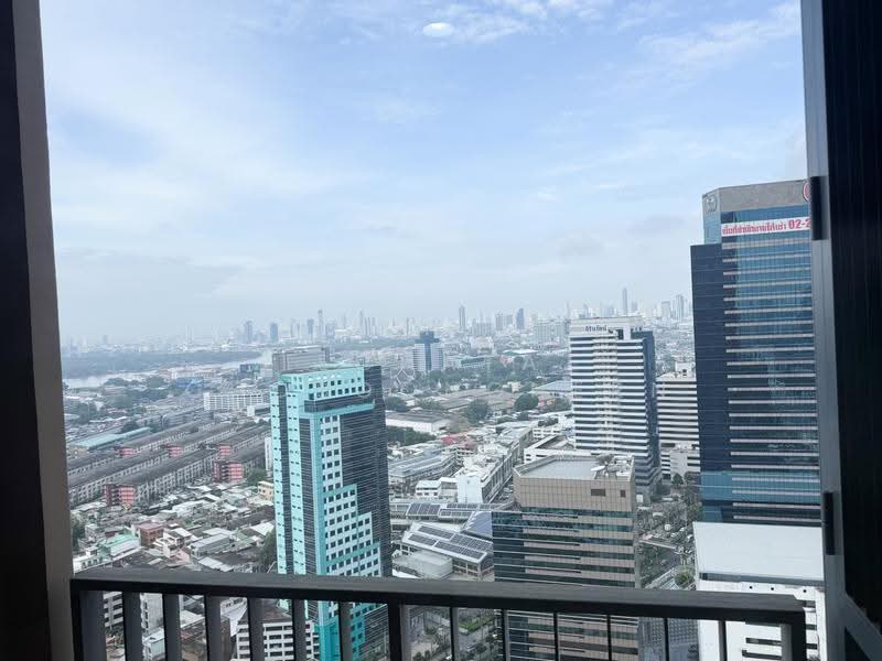 Oka Haus Sukhumvit 36 : โอกะ เฮ้าส์ สุขุมวิท 36, กรุงเทพ, 3399 ถนนพระรามที่ ๔, คลองตัน, คลองเตย, กรุงเทพ, 50 ตร.ม., คอนโด ให้เช่า, โดย Techatat Chosoongnern, 11768614 - DDproperty.com