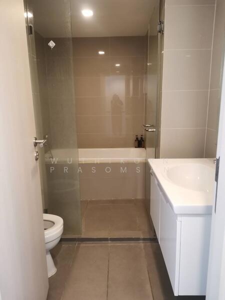 Maestro 39, Bangkok, Sukhumvit Road, Khlong Tan Nua, Watthana, Bangkok, 2 Bedrooms, 62 sqm, Condo For Rent, by Wuthikorn Prasomsan, 11768616 - DDproperty.com