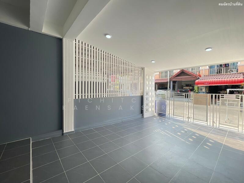 ทาว์นเฮ้าส์ 2 ชั้น ราชพฤกษ์10 แมนฮันตั้น ต.คลองหนึ่ง อ.คลองหลวง ปทุมธานี, ปทุมธานี, คลองสอง, คลองหลวง, ปทุมธานี, 68 ตร.ม., ทาวน์เฮ้าส์ ขาย, โดย Pichitchai Kaensaksiri, 11768817 - DDproperty.com