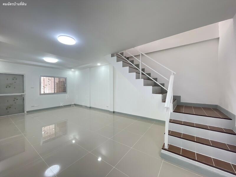 ทาว์นเฮ้าส์ 2 ชั้น ราชพฤกษ์10 แมนฮันตั้น ต.คลองหนึ่ง อ.คลองหลวง ปทุมธานี, Pathum Thani, Khlong Song, Khlong Luang, Pathum Thani, 2 Bedrooms, 68 sqm, Townhouse For Sale, by Pichitchai Kaensaksiri, 11768817 - DDproperty.com