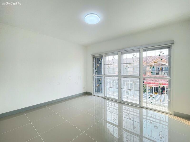 ทาว์นเฮ้าส์ 2 ชั้น ราชพฤกษ์10 แมนฮันตั้น ต.คลองหนึ่ง อ.คลองหลวง ปทุมธานี, Pathum Thani, Khlong Song, Khlong Luang, Pathum Thani, 2 Bedrooms, 68 sqm, Townhouse For Sale, by Pichitchai Kaensaksiri, 11768817 - DDproperty.com