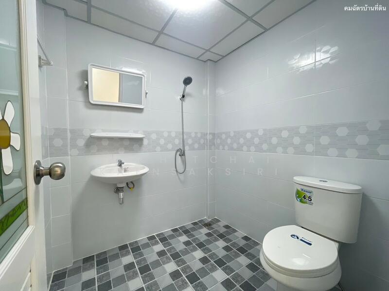 ทาว์นเฮ้าส์ 2 ชั้น ราชพฤกษ์10 แมนฮันตั้น ต.คลองหนึ่ง อ.คลองหลวง ปทุมธานี, Pathum Thani, Khlong Song, Khlong Luang, Pathum Thani, 2 Bedrooms, 68 sqm, Townhouse For Sale, by Pichitchai Kaensaksiri, 11768817 - DDproperty.com