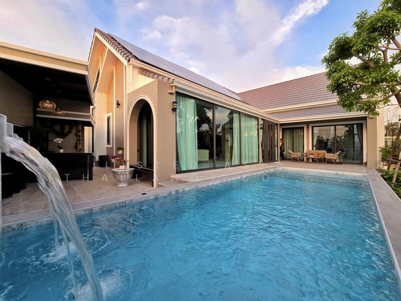 For Sale - 3 Beds Pool Villa in Mabprachan for Sale, Chon Buri (Pattaya)