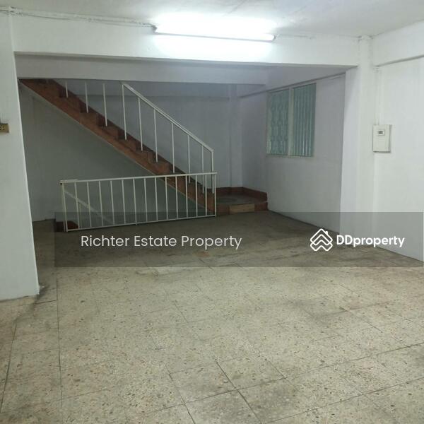 For Sale - ขาย/ให้เช่าอาคารพาณิชย์ 3 คูหา, Bangkok