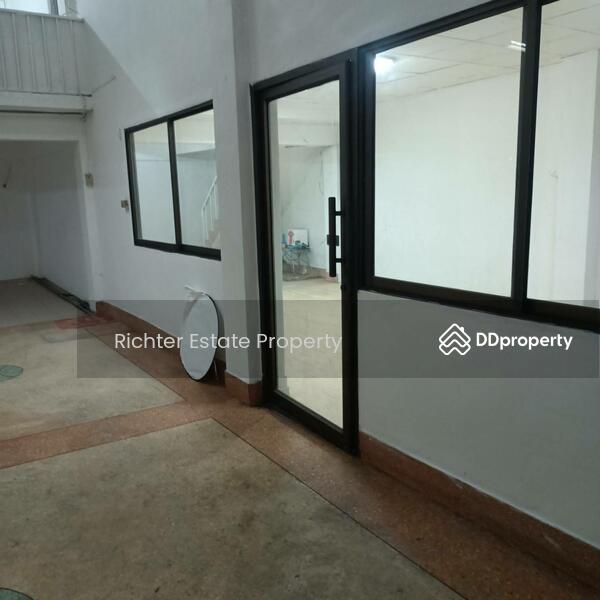 For Sale - ขาย/ให้เช่าอาคารพาณิชย์ 3 คูหา, Bangkok