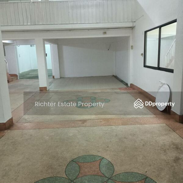 For Sale - ขาย/ให้เช่าอาคารพาณิชย์ 3 คูหา, Bangkok