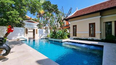 ขาย - ขายพูลวิลล่า ที่วิวทะเล มารีน่า 2 ห้องนอน ในนาจอมเทียน, ชลบุรี