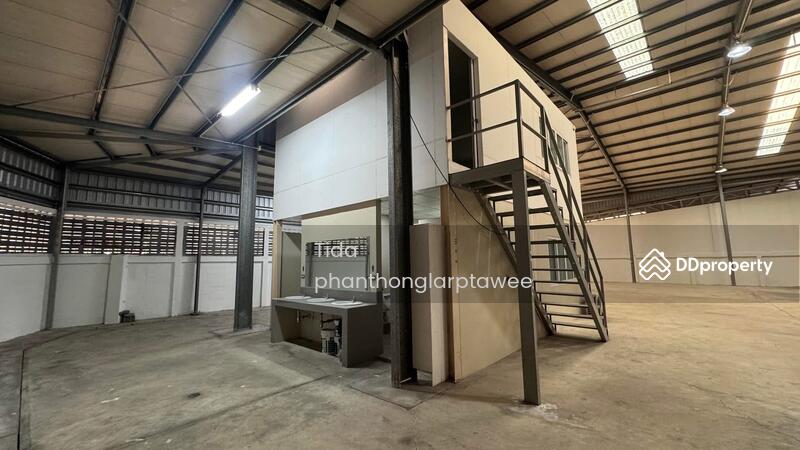For Rent - Warehouse and office @ Soi Lat Phrao 87, Bangkok