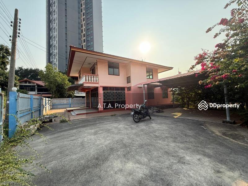 For Rent - House with land, Sukhumvit, Sriracha, Chon Buri