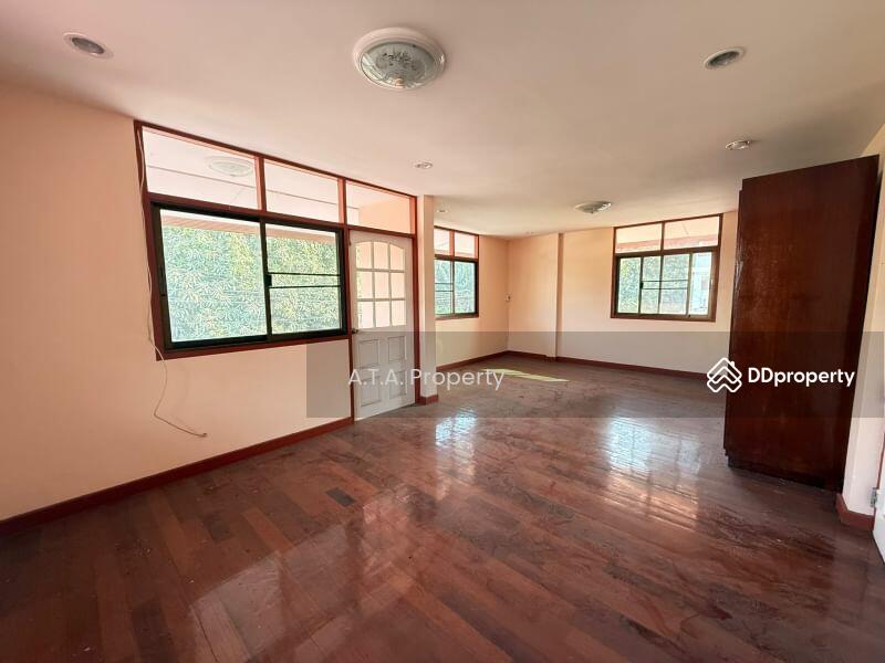 For Rent - House with land, Sukhumvit, Sriracha, Chon Buri