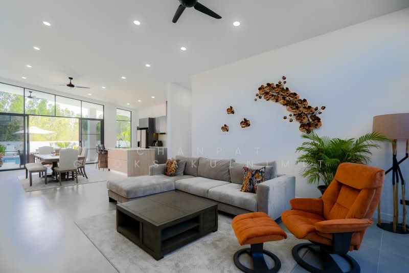 Moda Luxury Bespoke Villas, 3 Bed 3 Bath in Hua Hin Soi 112 For Sale, ประจวบคีรีขันธ์, ทับใต้, หัวหิน, ประจวบคีรีขันธ์, 232 ตร.ม., วิลล่า ขาย, โดย Chanpat Choksakulnimit, 11769554 - DDproperty.com