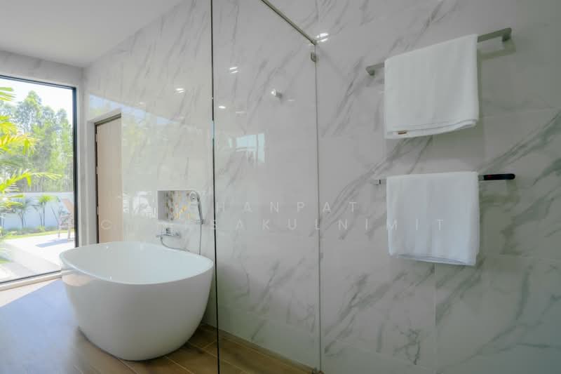 Moda Luxury Bespoke Villas, 3 Bed 3 Bath in Hua Hin Soi 112 For Sale, ประจวบคีรีขันธ์, ทับใต้, หัวหิน, ประจวบคีรีขันธ์, 232 ตร.ม., วิลล่า ขาย, โดย Chanpat Choksakulnimit, 11769554 - DDproperty.com