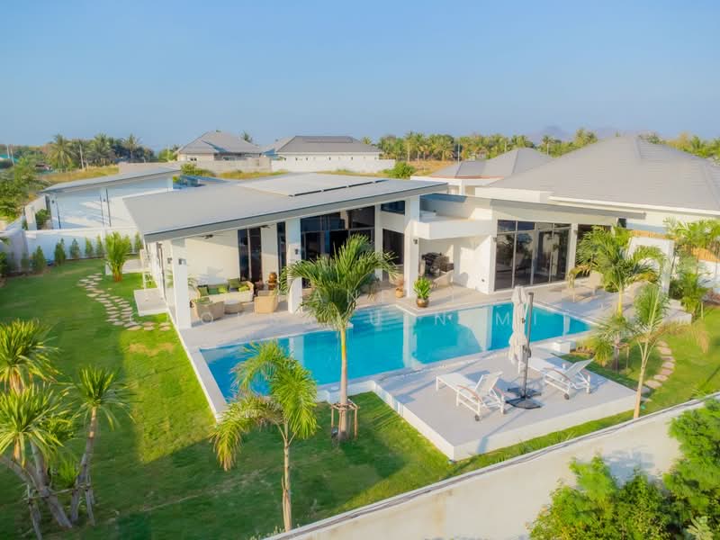 Moda Luxury Bespoke Villas, 3 Bed 3 Bath in Hua Hin Soi 112 For Sale, Prachuap Khiri Khan, Thap Tai, Hua Hin, Prachuap Khiri Khan, 2 Bedrooms, 232 sqm, Villa For Sale, by Chanpat Choksakulnimit, 11769554 - DDproperty.com