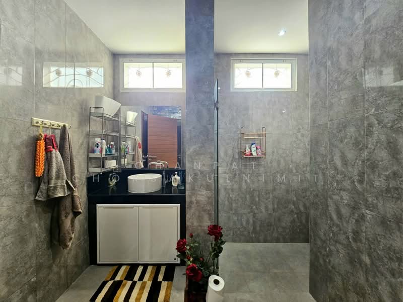 La Sierra, Prachuap Khiri Khan, Nong Kae, Hua Hin, Prachuap Khiri Khan, 5 Bedrooms, 294 sqm, Villa For Sale, by Chanpat Choksakulnimit, 11769569 - DDproperty.com