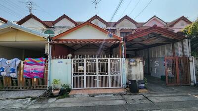 ขาย - หมู่บ้าน กรุงทอง 5 ถนนนวมินทร์ 111 แขวงนวมินทร์ เขตบึงกุ่ม กรุงเทพมหานคร, กรุงเทพ