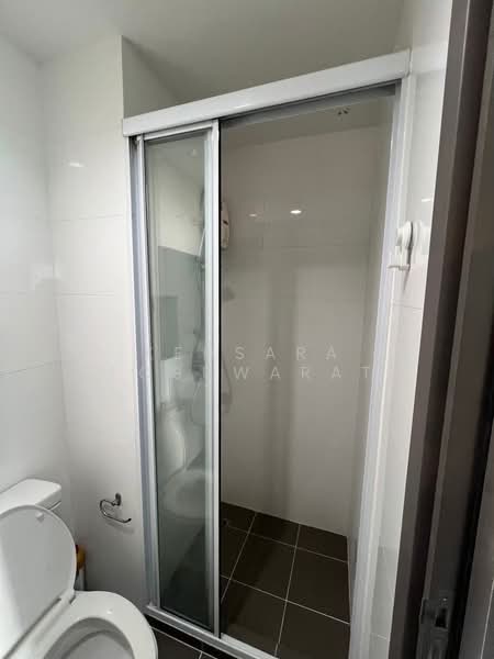 The Base Park East Sukhumvit 77, Bangkok, 99 Soi Pridi Banomyong 2, Phra Kanong Nua, Watthana, Bangkok, 1 Bedroom, 27 sqm, Condo For Rent, by Kedsara Losuwarat, 11769898 - DDproperty.com