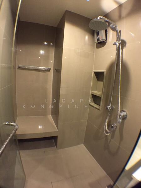 Rhythm Sukhumvit 42 : ริทึ่ม สุขุมวิท 42, กรุงเทพ, ซอยสุขุมวิท 42, พระโขนง, คลองเตย, กรุงเทพ, 48 ตร.ม., คอนโด ให้เช่า, โดย Ladapa Kongpichitchoke, 11769904 - DDproperty.com