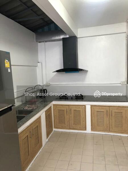 For Rent - For rent, 3-story townhome near Chiang Mai Airport. Suitable for investors, Chiang Mai