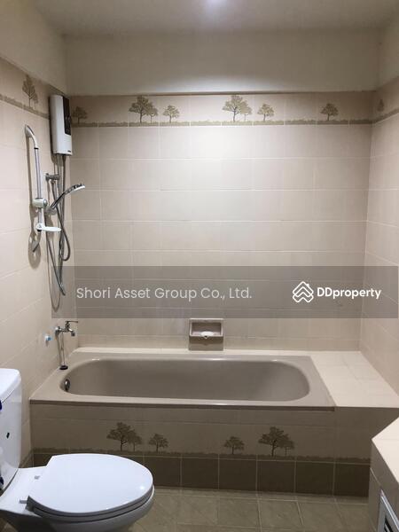 For Rent - For rent, 3-story townhome near Chiang Mai Airport. Suitable for investors, Chiang Mai