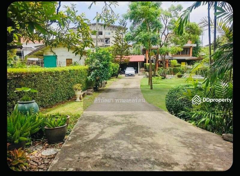 For Sale - Single house for sale, good location, near many electric train lines, Bangkok
