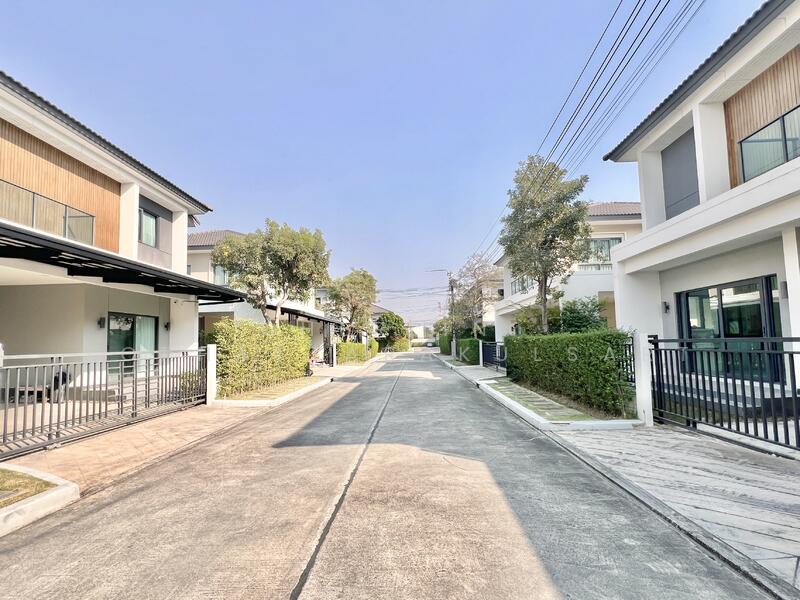 Centro Ratchapruek 2 : เซนโทร ราชพฤกษ์ 2, นนทบุรี, ถนนบางกรวย - ไทรน้อย, บางกร่าง, เมืองนนทบุรี, นนทบุรี, 227 ตร.ม., บ้านเดี่ยว ขาย, โดย Cherlin  Lophattarakulsart, 11771271 - DDproperty.com