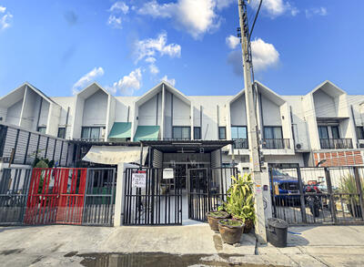 ขาย - ทาวน์โฮม 2 ชั้น หมู่บ้าน เดอะ คอมมอน ทาวน์โฮม พุทธมณฑลสาย 5, นครปฐม