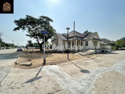 ขาย - ขายที่ดินพร้อมสิ่งปลูกสร้าง The Oriental House บางบัวทอง, นนทบุรี