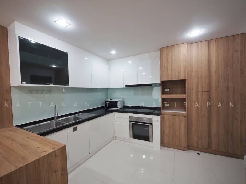 Mayfair Place Sukhumvit 64, Bangkok, Sukhumvit 64 Road, Bang Chak, Phra Khanong, Bangkok, 2 Bedrooms, 73 sqm, Condo For Rent, by Nattanan Techatirapan, 11772802 - DDproperty.com