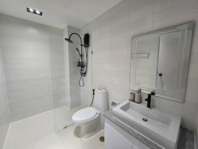 The IRIS Rama 9-Srinakarin, Bangkok, Srinakarin Road, Suan Luang, Suan Luang, Bangkok, 1 Bedroom, 45 sqm, Condo For Sale, by Thitipak Chertchukiatkong, 11772895 - DDproperty.com