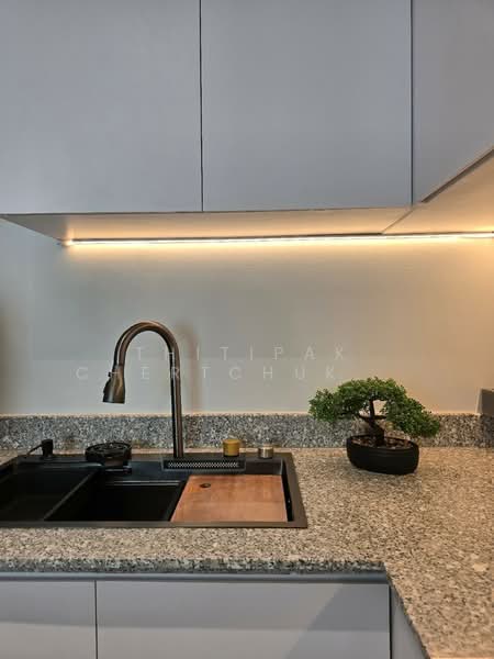 The IRIS Rama 9-Srinakarin, Bangkok, Srinakarin Road, Suan Luang, Suan Luang, Bangkok, 1 Bedroom, 45 sqm, Condo For Sale, by Thitipak Chertchukiatkong, 11772895 - DDproperty.com