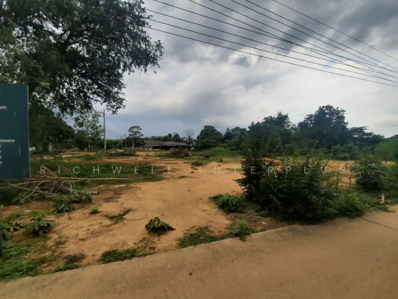 Land for sale, 80 sq.w. filled, suitable for building a house, near road 3078-900 meters, Chachoengsao, Tha Than, Phanom Sarakham, Chachoengsao, , 320 sqm, Land For Sale, by RICHWELL INTERPLUS, 11773321 - DDproperty.com
