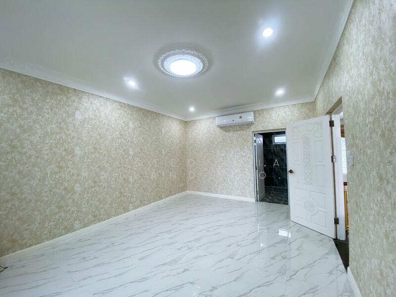 For Sale - 6 Bedrooms 8 Bathrooms House for Sale in South Pattaya, Banglamung, Chon Buri (Pattaya)