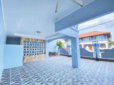 ขาย - ขายบ้าน 6 ห้องนอน 8 ห้องน้ำ ในพัทยาใต้, บางละมุง, ชลบุรี