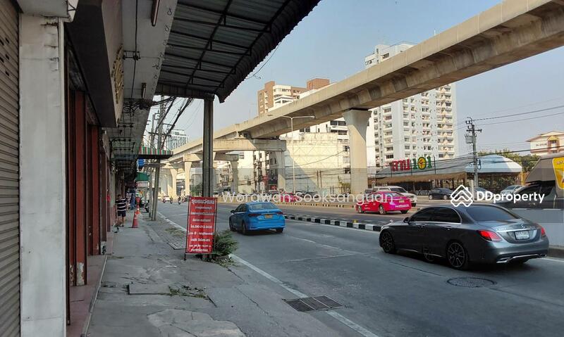 For Rent - Commercial building for rent, 2 units, 4 floors, near Big C Tiwanon road, Nonthaburi