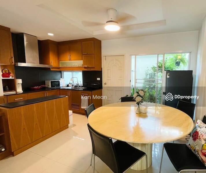 For Rent - Vista Park Prachachuen Townhome, 3 floors, 3 bedrooms, 4 bathrooms, 2 living rooms, Nonthaburi
