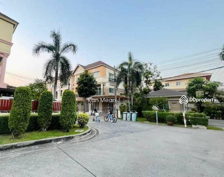 For Rent - Vista Park Prachachuen Townhome, 3 floors, 3 bedrooms, 4 bathrooms, 2 living rooms, Nonthaburi