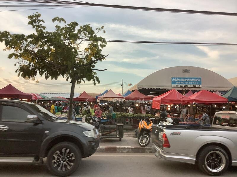 ขาย - ที่ดินติดคลองมีความเป้นส่วนตัวหายาก, กรุงเทพ