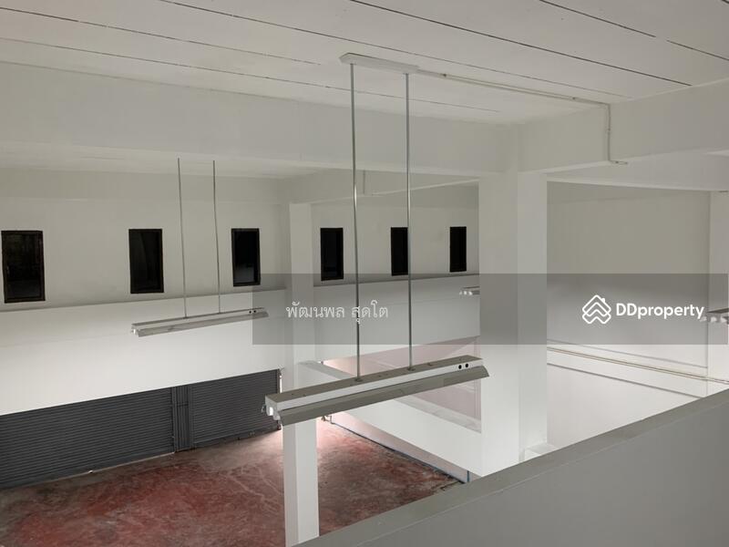 For Rent - 2 commercial buildings, Tai Ban Subdistrict 58/3, Samut Prakan
