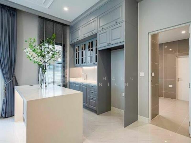 Narasiri Krungthep Kreetha, Bangkok, 69 Soi Pracha Ruamjai, Hua Mak, Bang Kapi, Bangkok, 4 Bedrooms, 495 sqm, Villa For Rent, by Patchalida Chanchaisiriwet, 11774763 - DDproperty.com