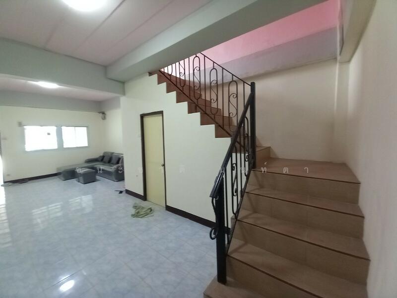 มโนรมย์ 1 เลียบคลองสอง, Bangkok, เลียบคลองสอง, Bang Chun, Khlong Sam Wa, Bangkok, 2 Bedrooms, 80 sqm, Townhouse For Sale, by ชนะชาติ นนท์ตา, 11774926 - DDproperty.com