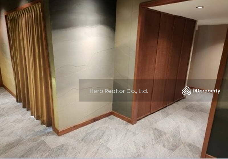 For Rent - Bangkok Retail Sukhumvit BTS Asok MRT Sukhumvit BRE23714, Bangkok