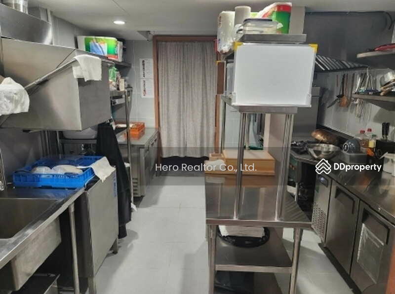 For Rent - Bangkok Retail Sukhumvit BTS Asok MRT Sukhumvit BRE23714, Bangkok