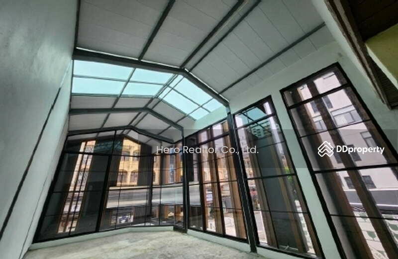 For Rent - Bangkok Retail Sukhumvit BTS Asok MRT Sukhumvit BRE23714, Bangkok