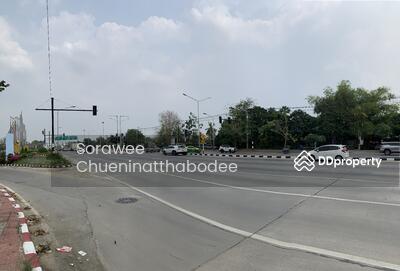ขาย - ที่ดินติดถนนพุทธมณฑลสาย ๔ บนทำเลศักยภาพ ตรงข้ามลานพระพุทธมณฑล, นครปฐม